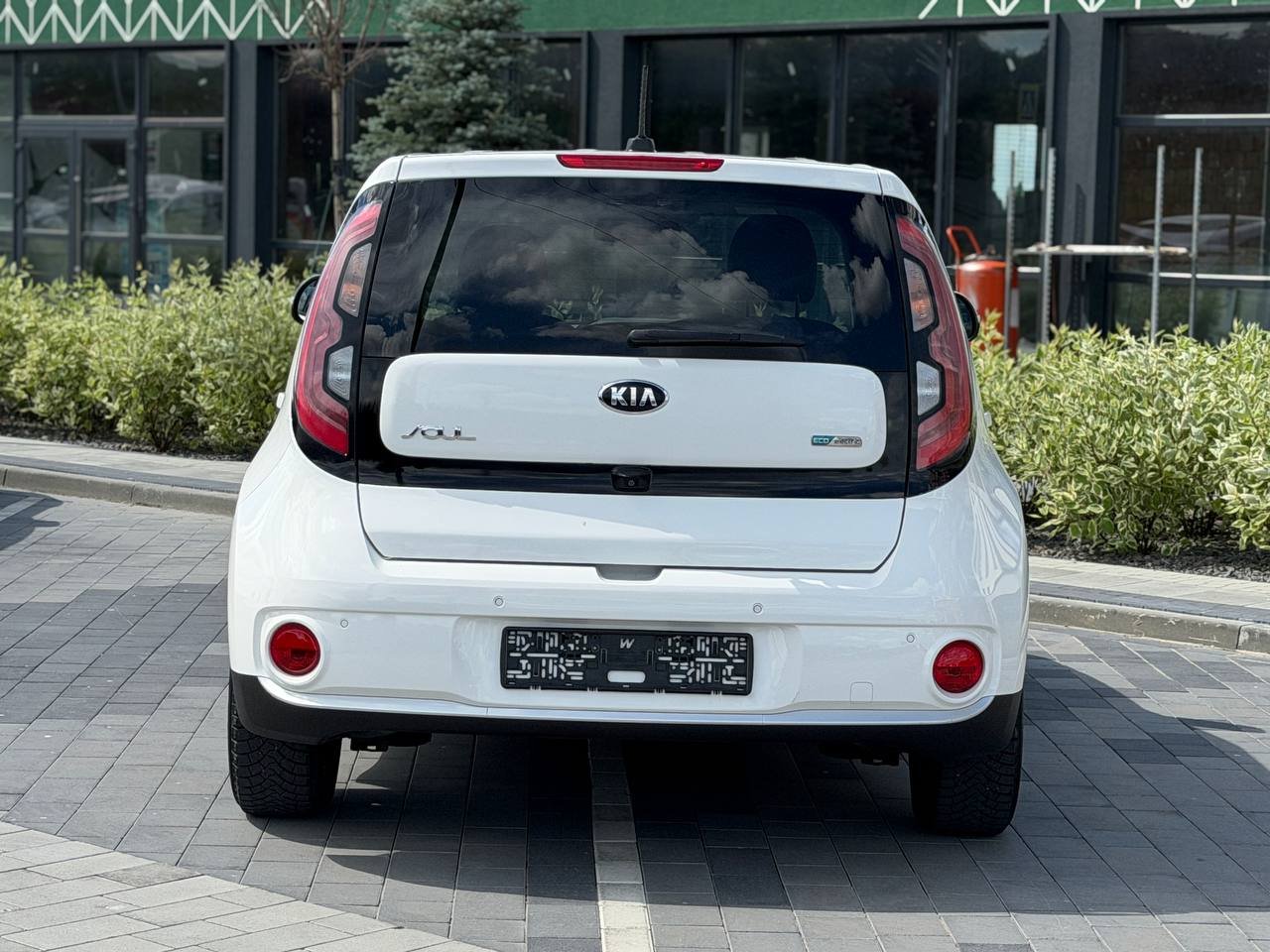 Фото - Kia Soul EV #5