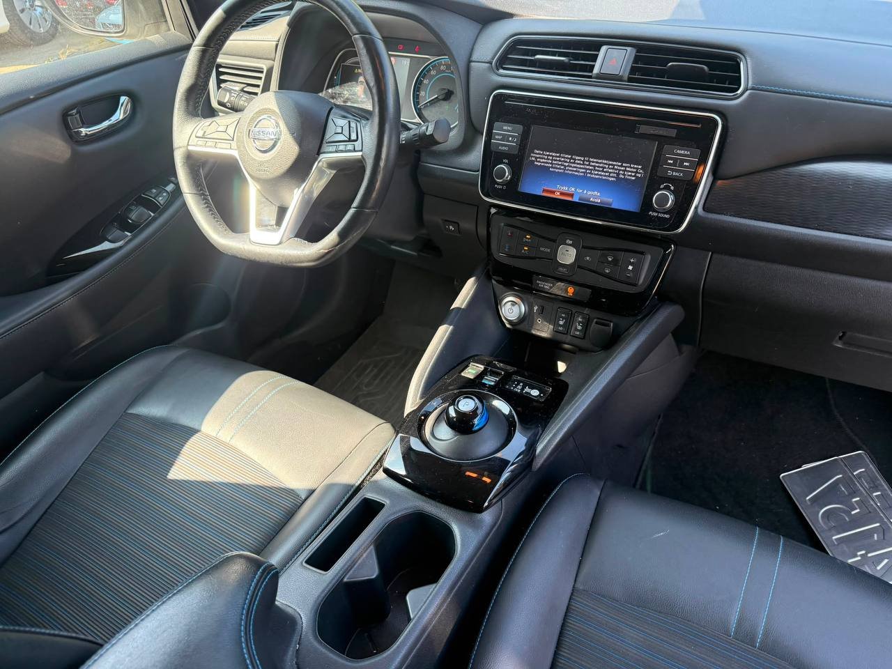 Фото - Nissan Leaf #6