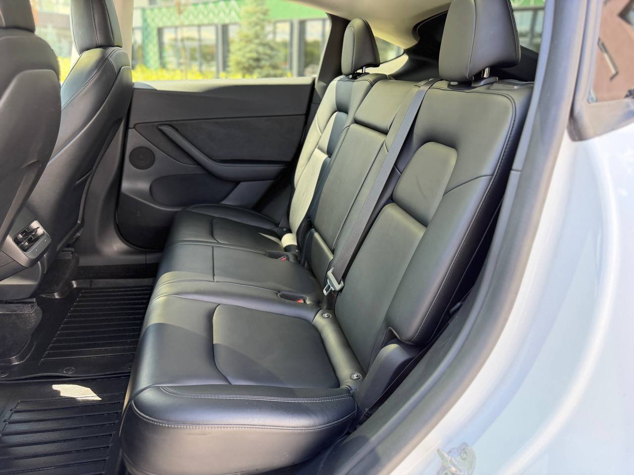 Фото - Tesla Model y #9