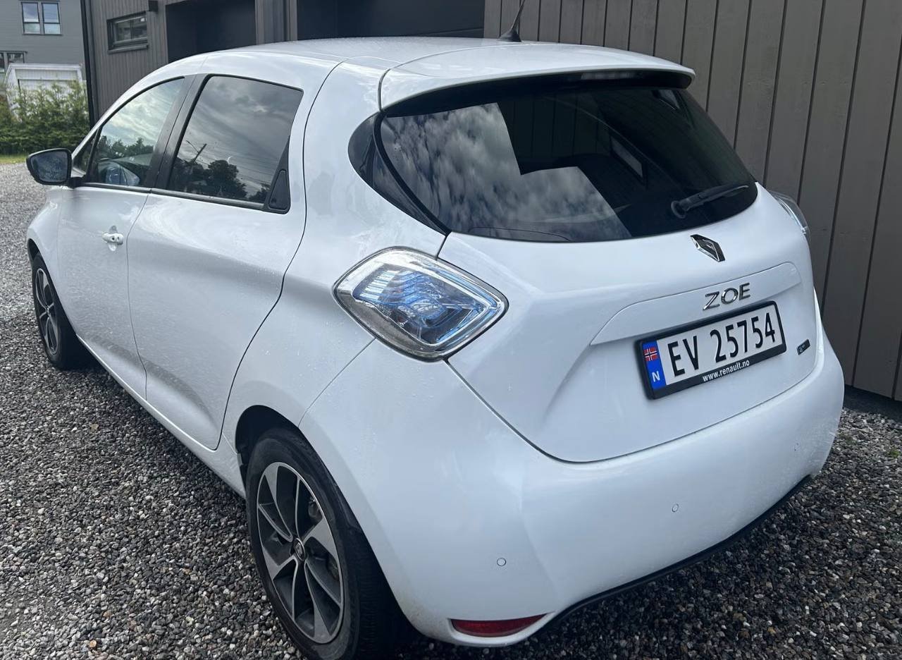 Фото - Renault ZOE #4