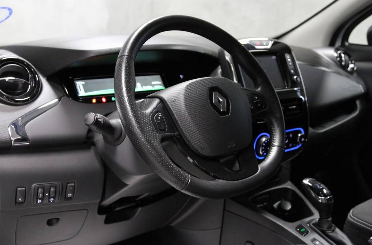 Фото - Renault ZOE #6