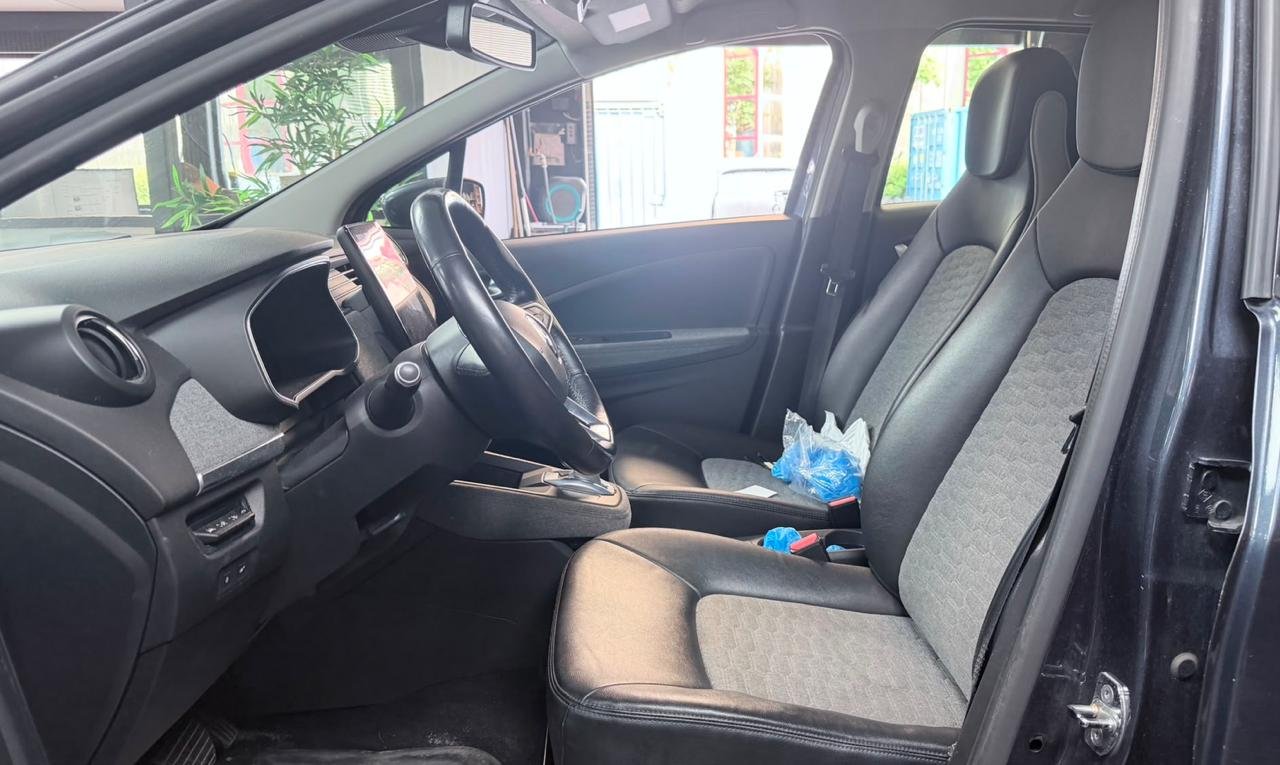 Фото - Renault ZOE #4