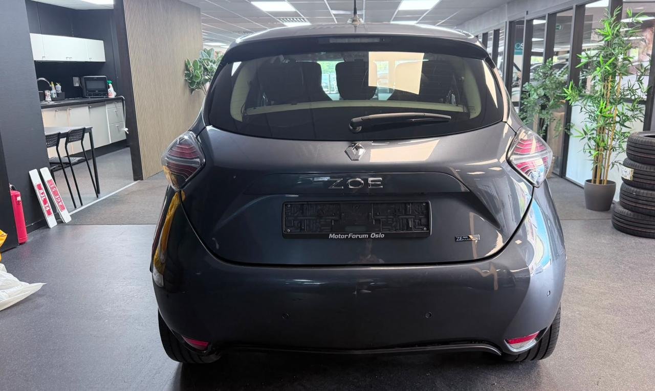 Фото - Renault ZOE #5