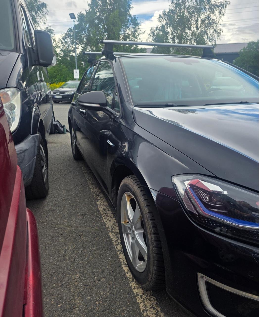 Фото - Volkswagen E-Golf #3