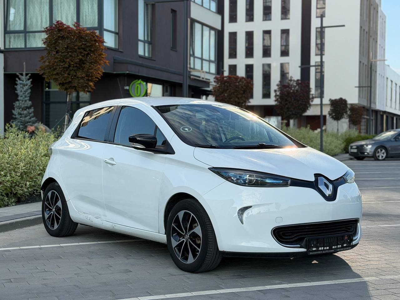 Фото - Renault ZOE #3