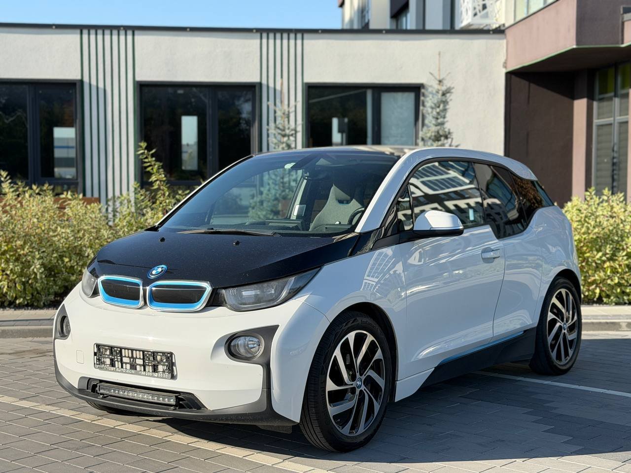 BMW I3