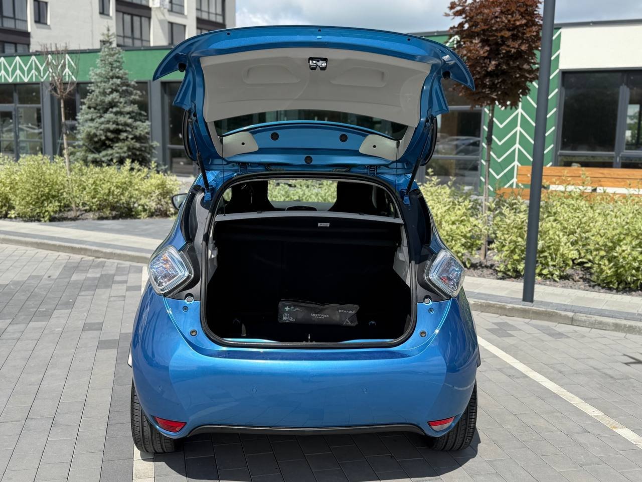 Фото - Renault ZOE #7