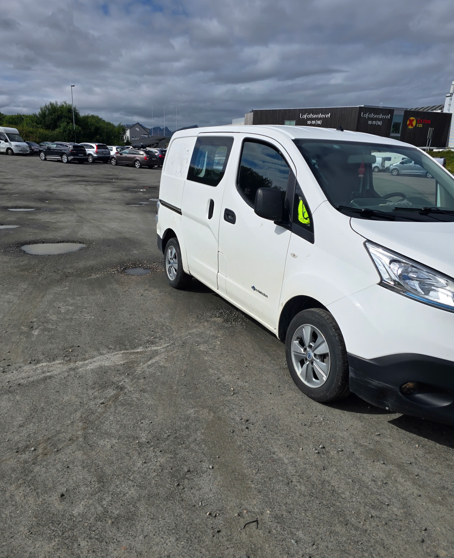 Фото - Nissan E-NV200 #2