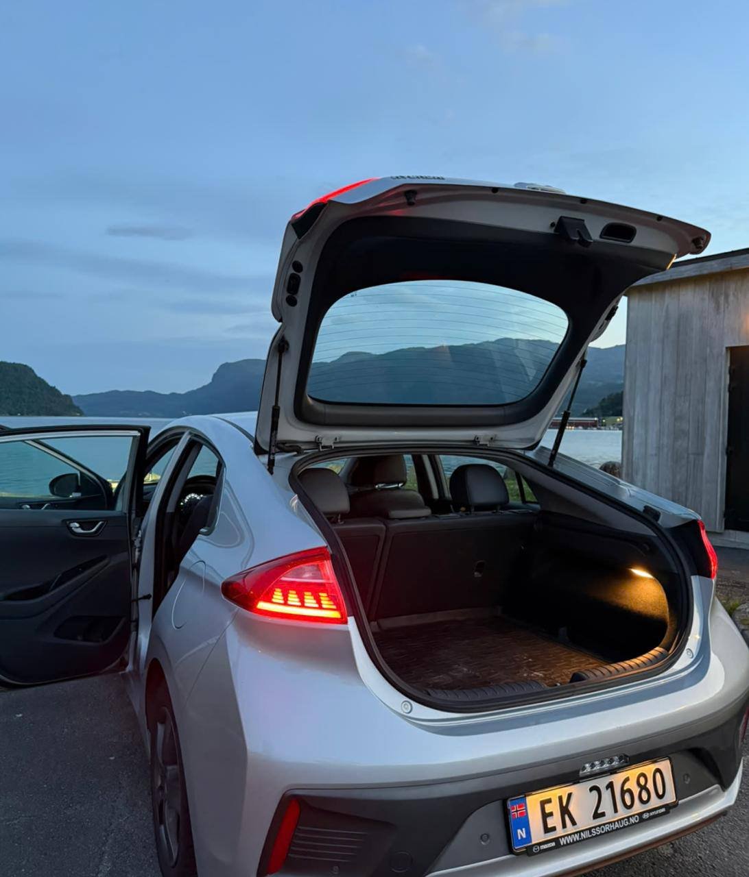 Фото - Hyundai IONIQ #6