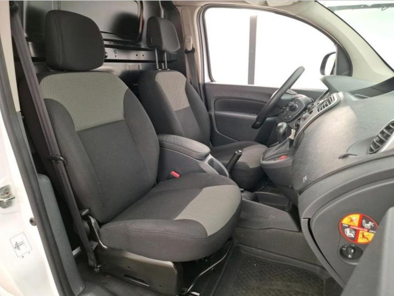 Фото - Renault Kangoo L1 #8