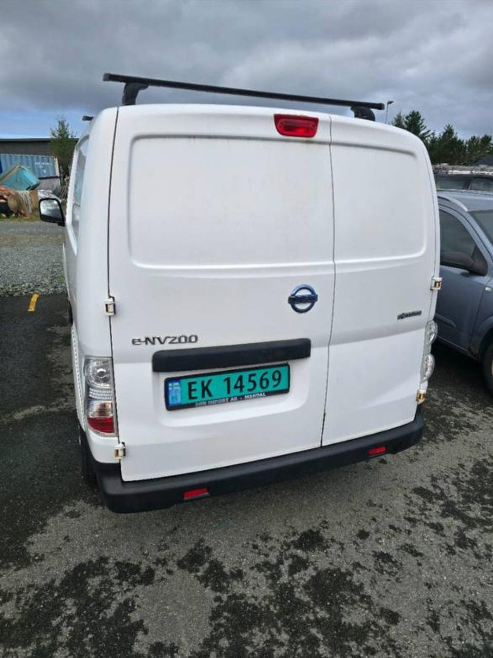 Фото - Nissan E-NV200 #6