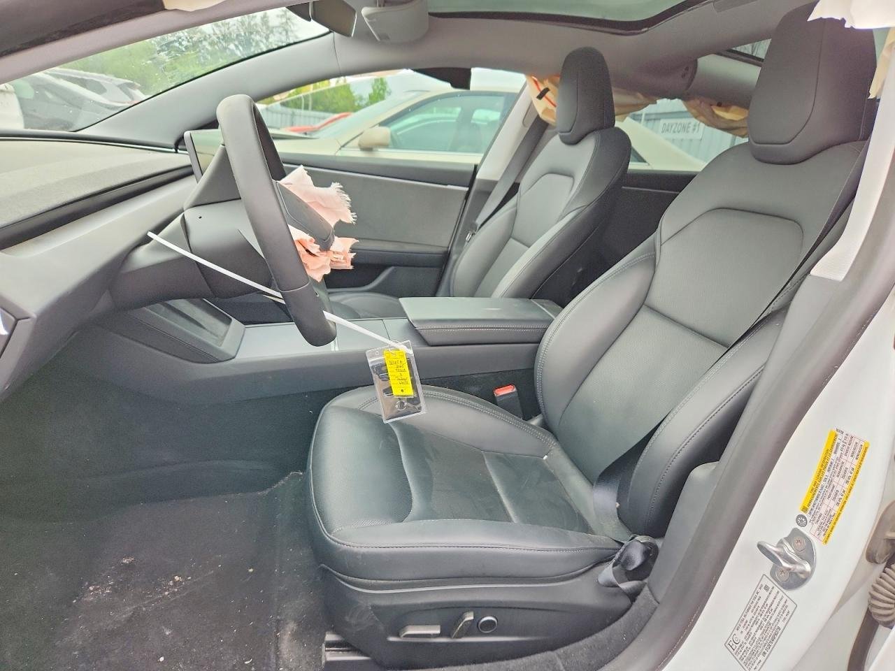 Фото - Tesla Model 3 #7
