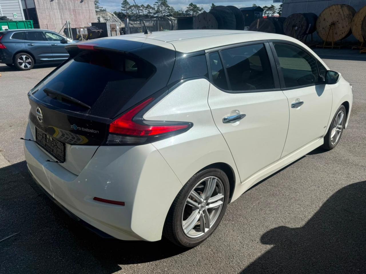 Фото - Nissan Leaf #2