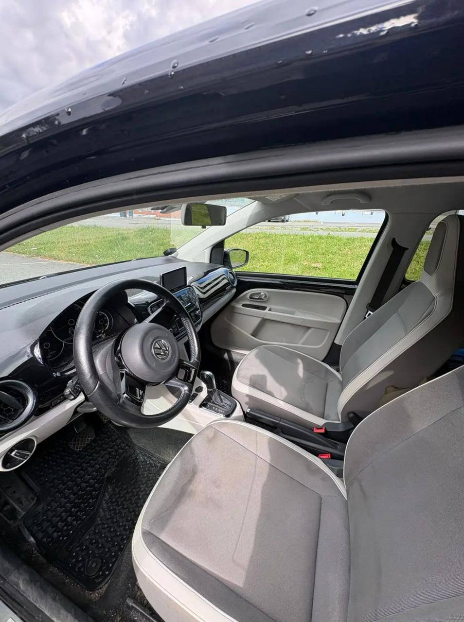 Фото - Volkswagen up! #7
