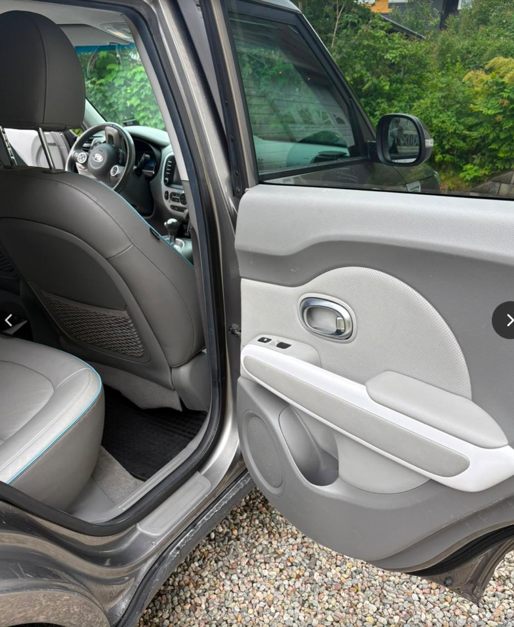 Фото - Kia E-Soul #9