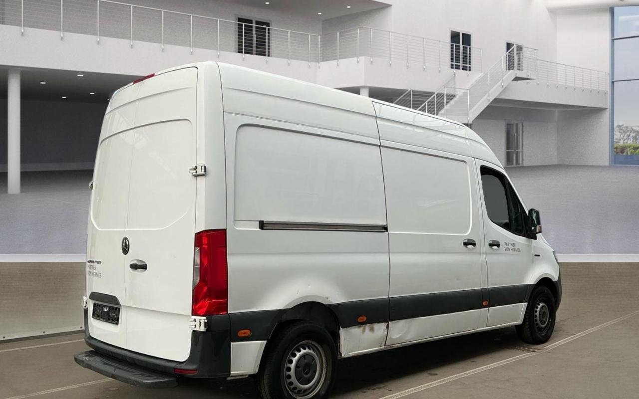 Фото - Mercedes-Benz Sprinter #3