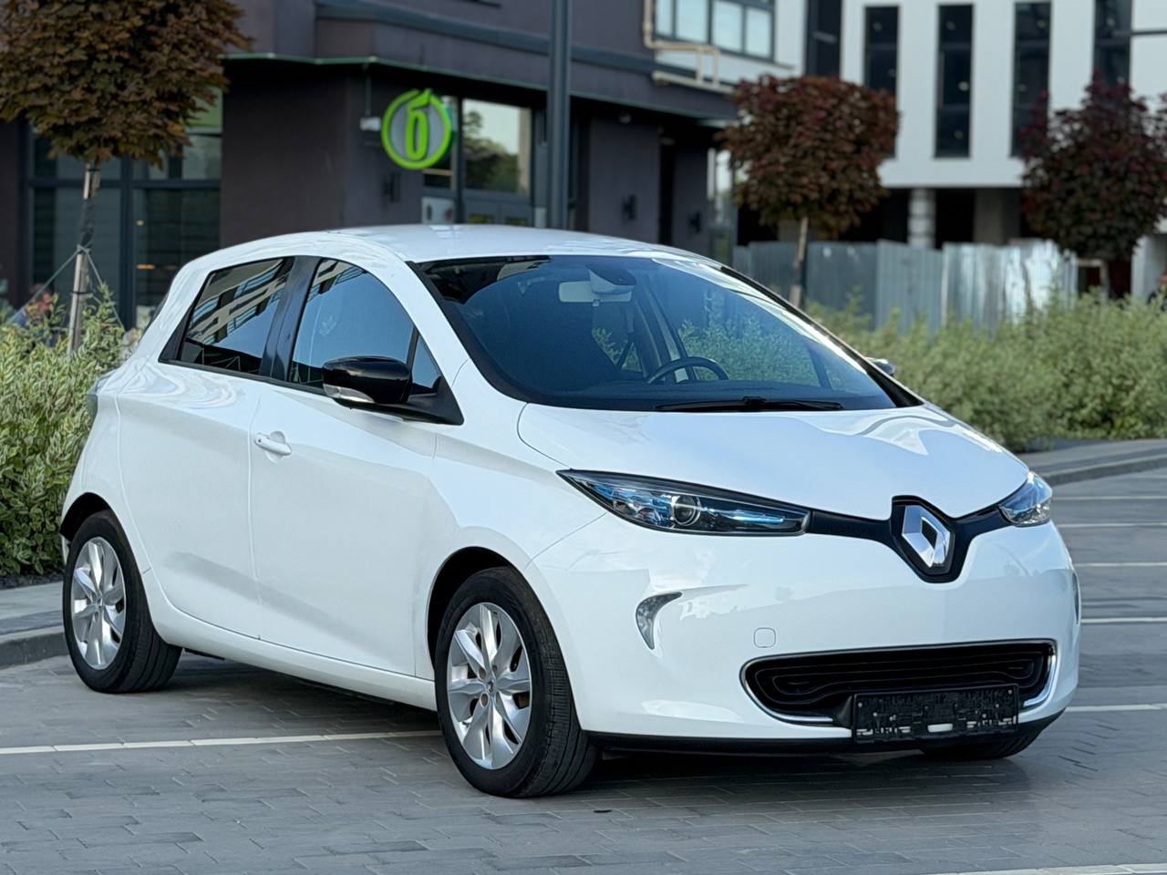 Фото - Renault ZOE #3