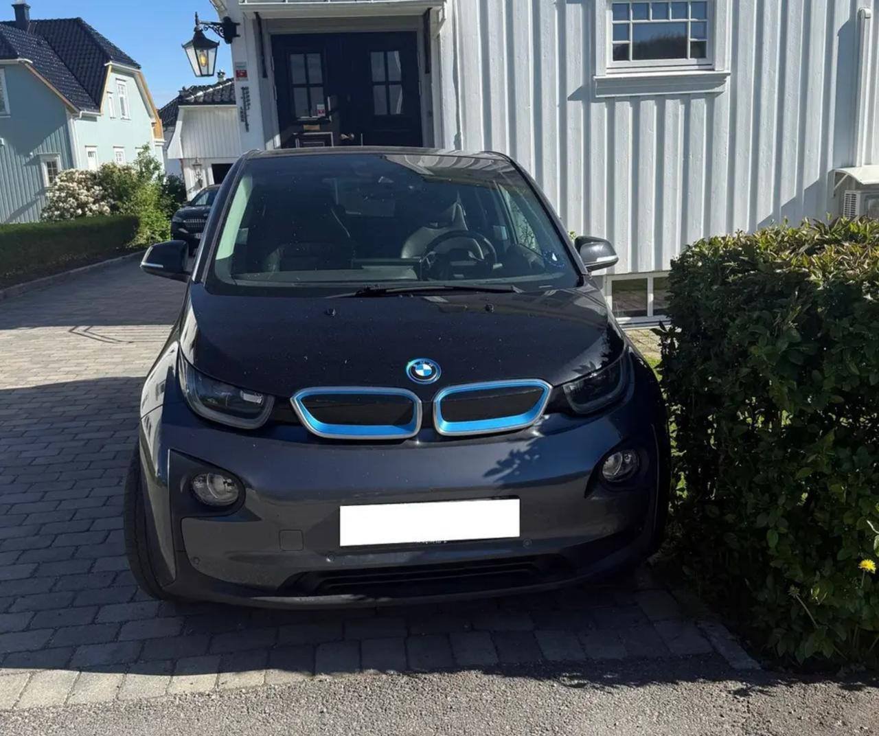 BMW I3