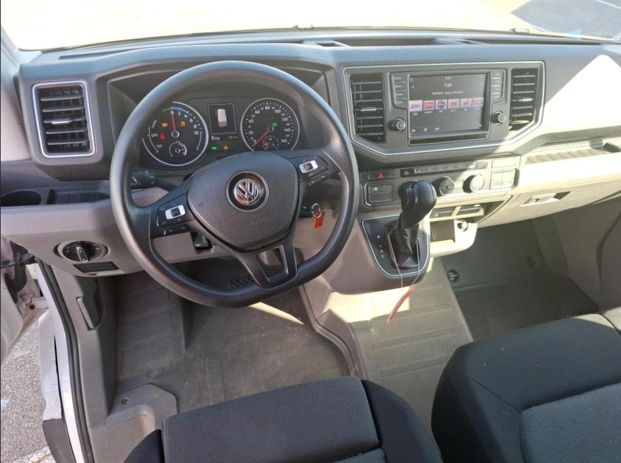 Фото - Volkswagen Crafter L3H3 #6