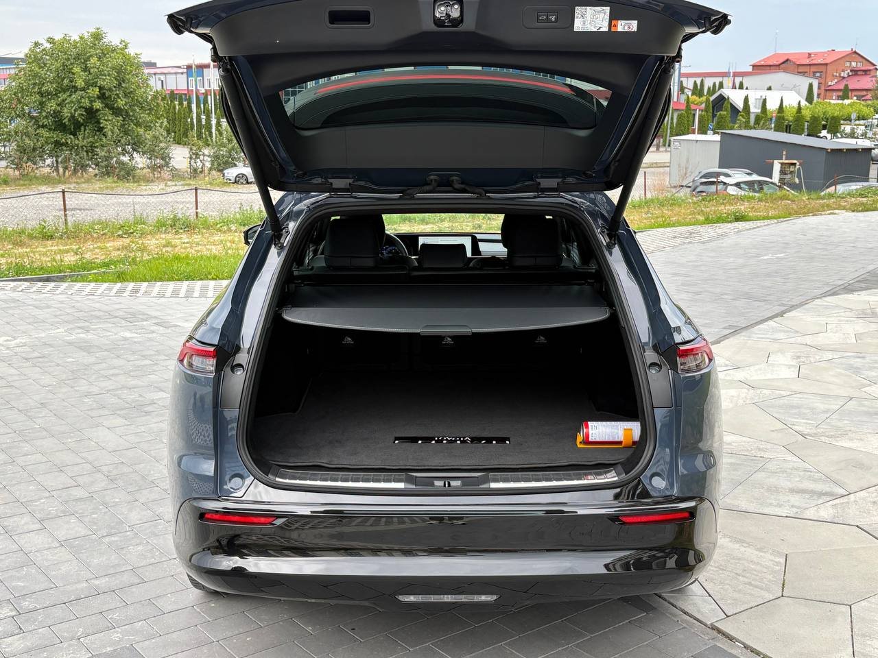 Фото - Toyota Crown Signia 2.5 Hybrid #13