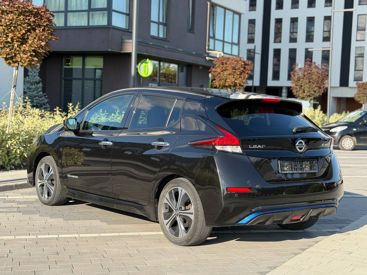 Фото - Nissan Leaf #5
