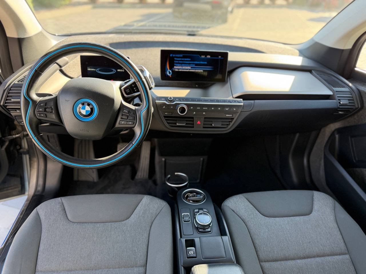 Фото - BMW I3 #8