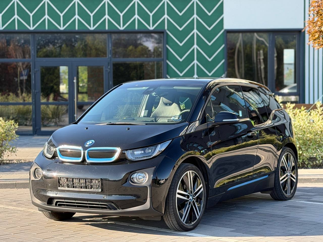 BMW I3