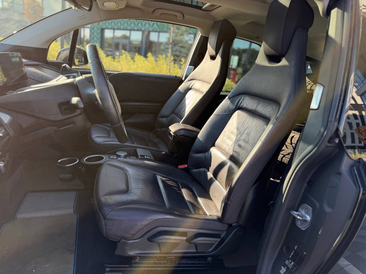 Фото - BMW I3 #5