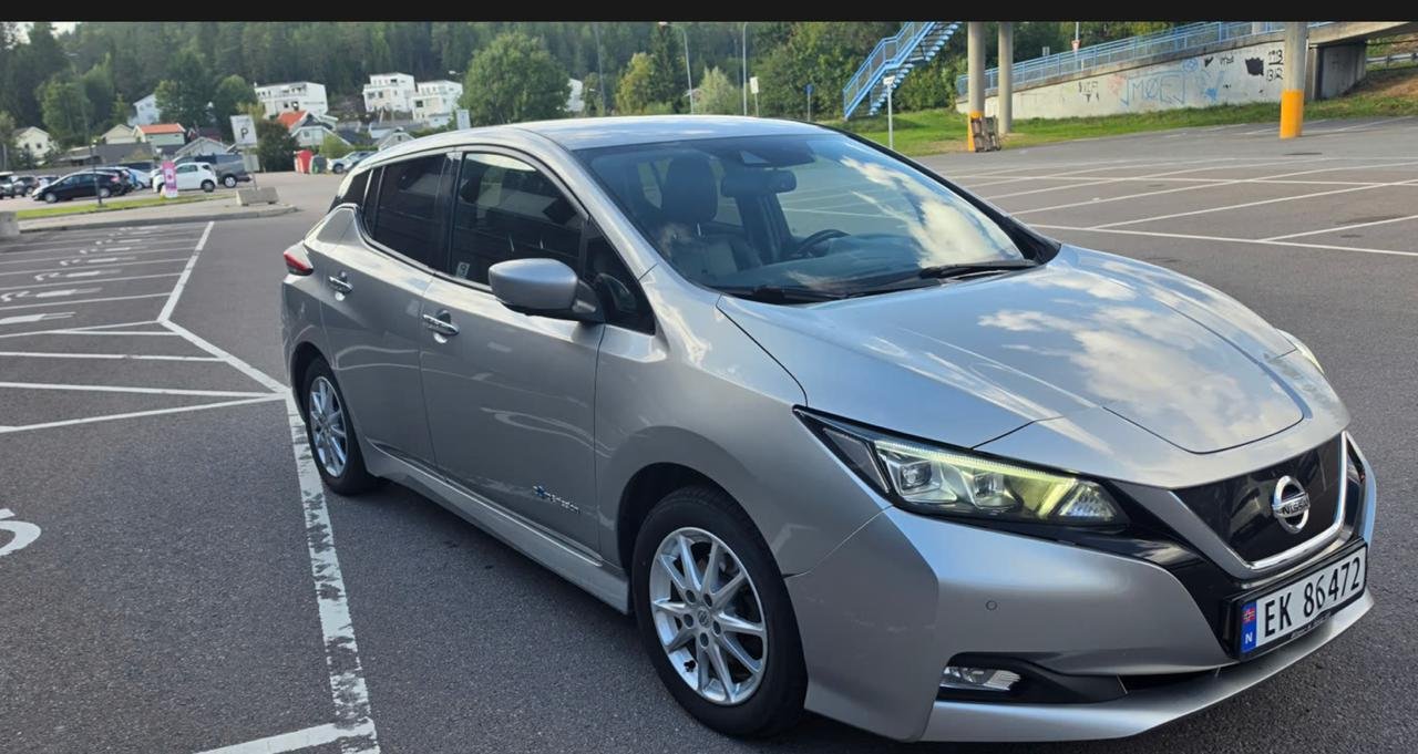 Фото - Nissan Leaf #6