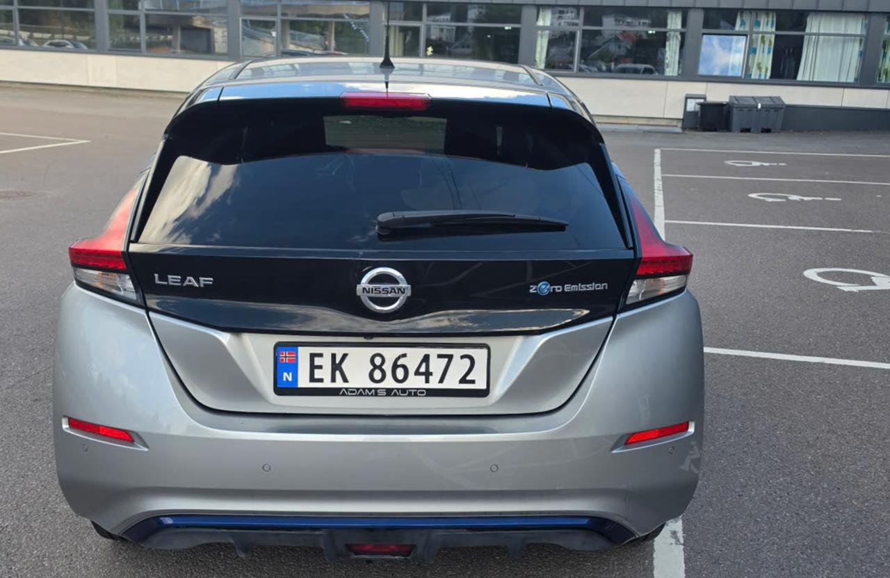 Фото - Nissan Leaf #7