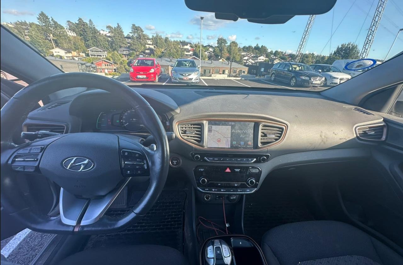 Фото - Hyundai IONIQ #6