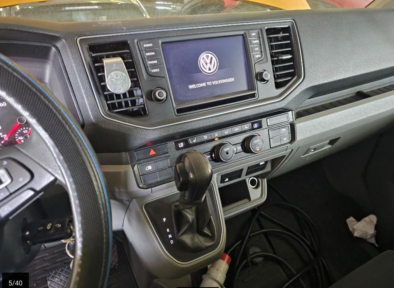 Фото - Volkswagen Crafter L3H3 #4