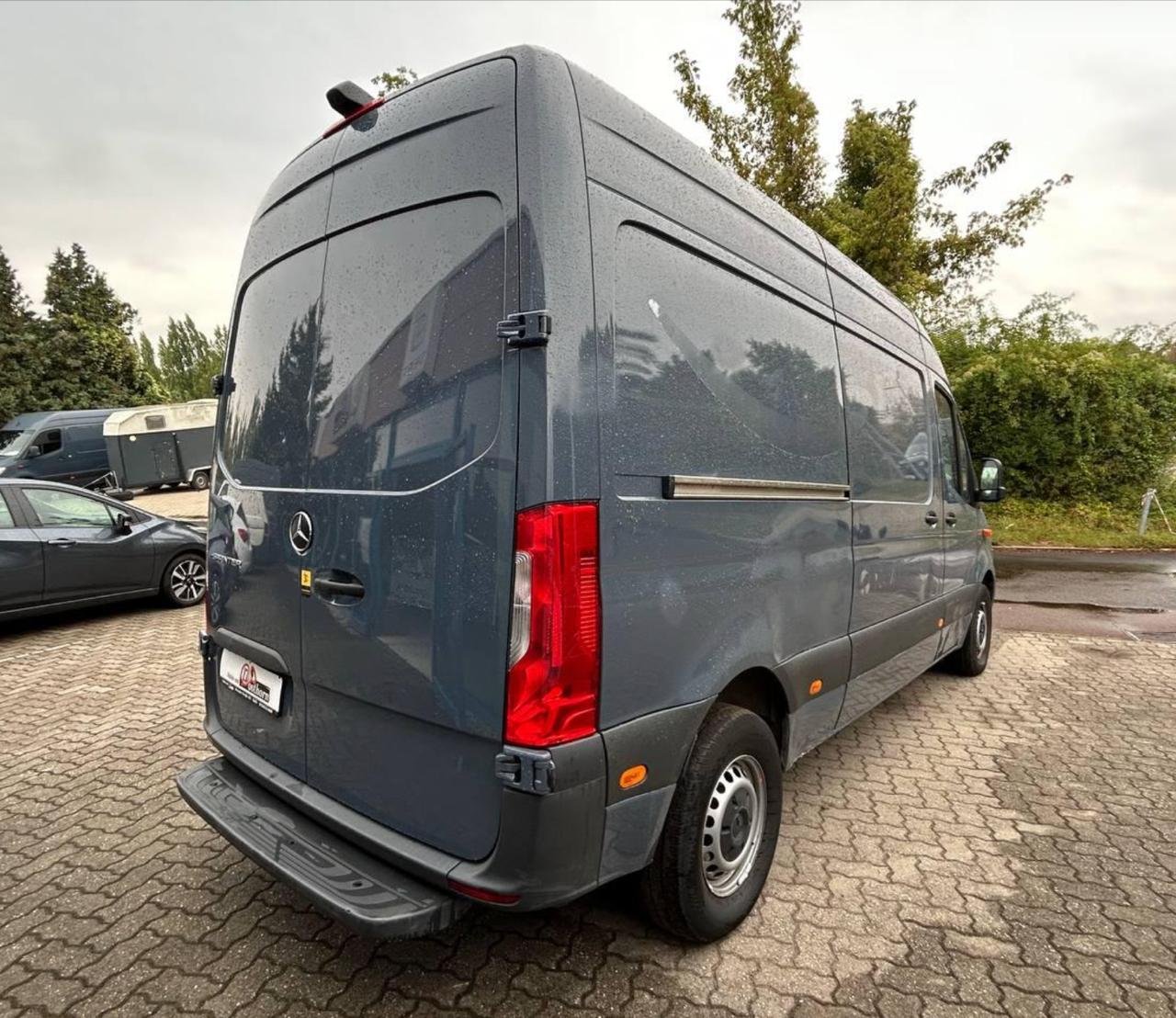 Фото - Mercedes-Benz Sprinter L2H2 #5