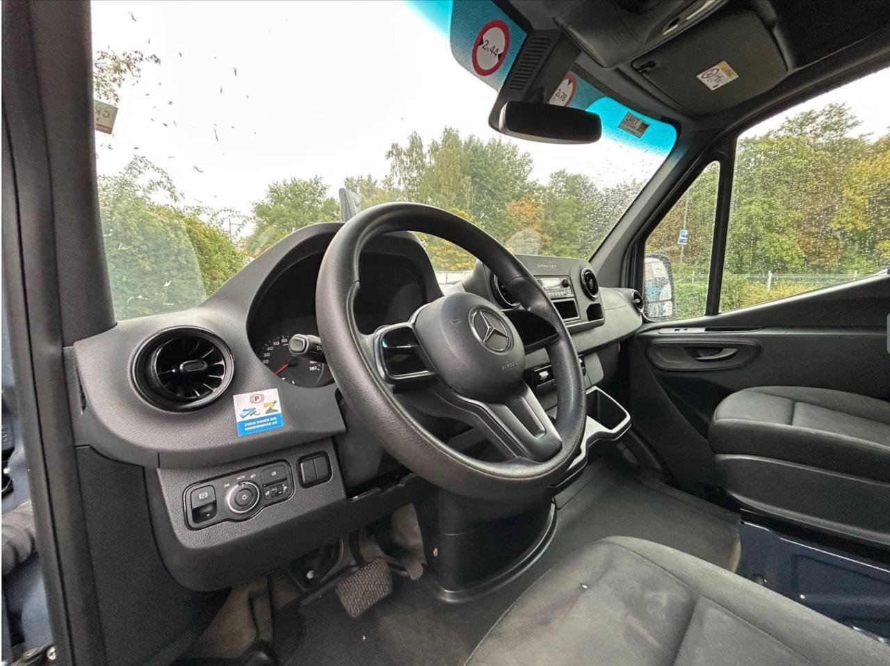 Фото - Mercedes-Benz Sprinter L2H2 #8