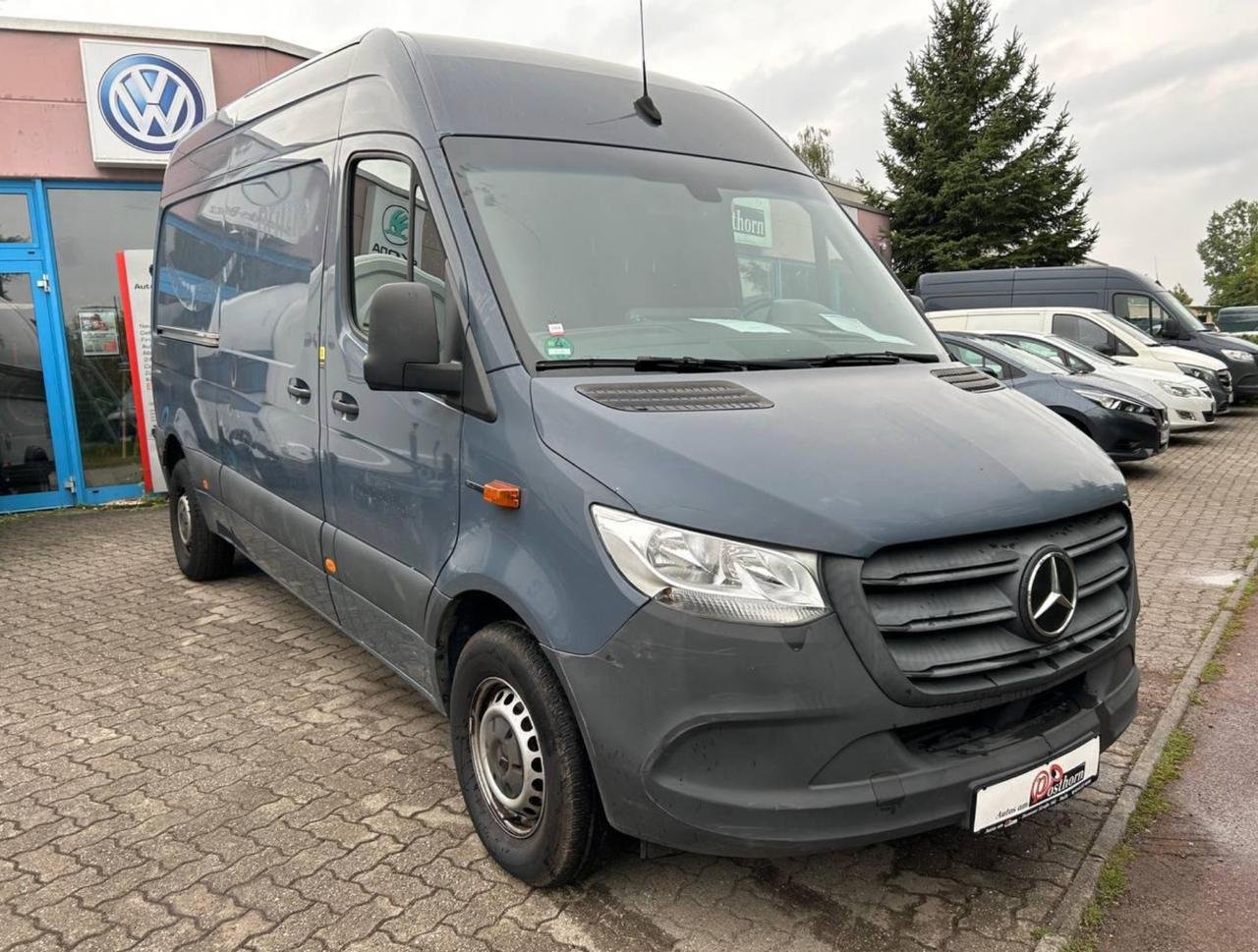 Фото - Mercedes-Benz Sprinter L2H2 #3