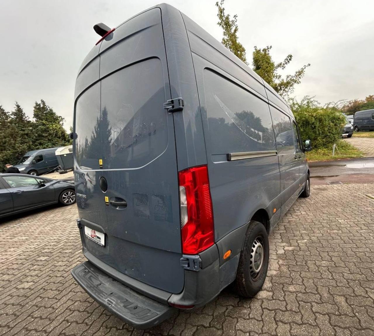 Фото - Mercedes-Benz Sprinter L2H2 #4