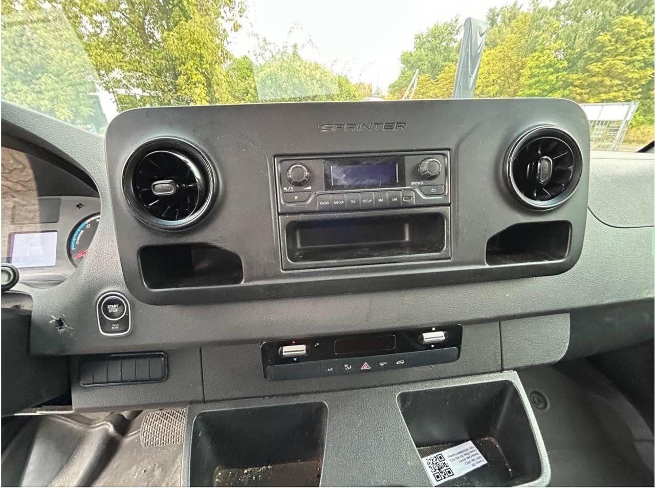 Фото - Mercedes-Benz Sprinter L2H2 #9