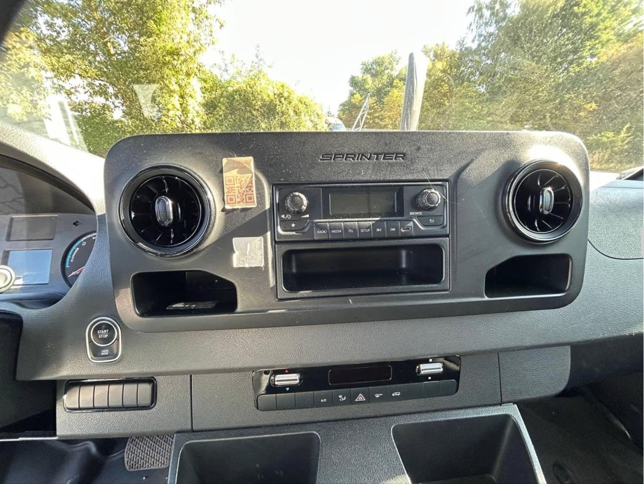 Фото - Mercedes-Benz Sprinter L2H2 #8