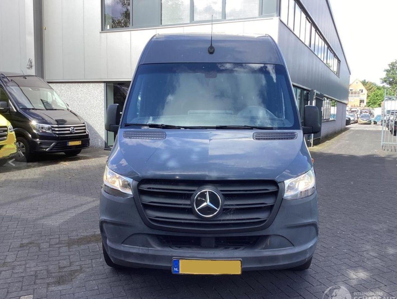 Фото - Mercedes-Benz Sprinter #2