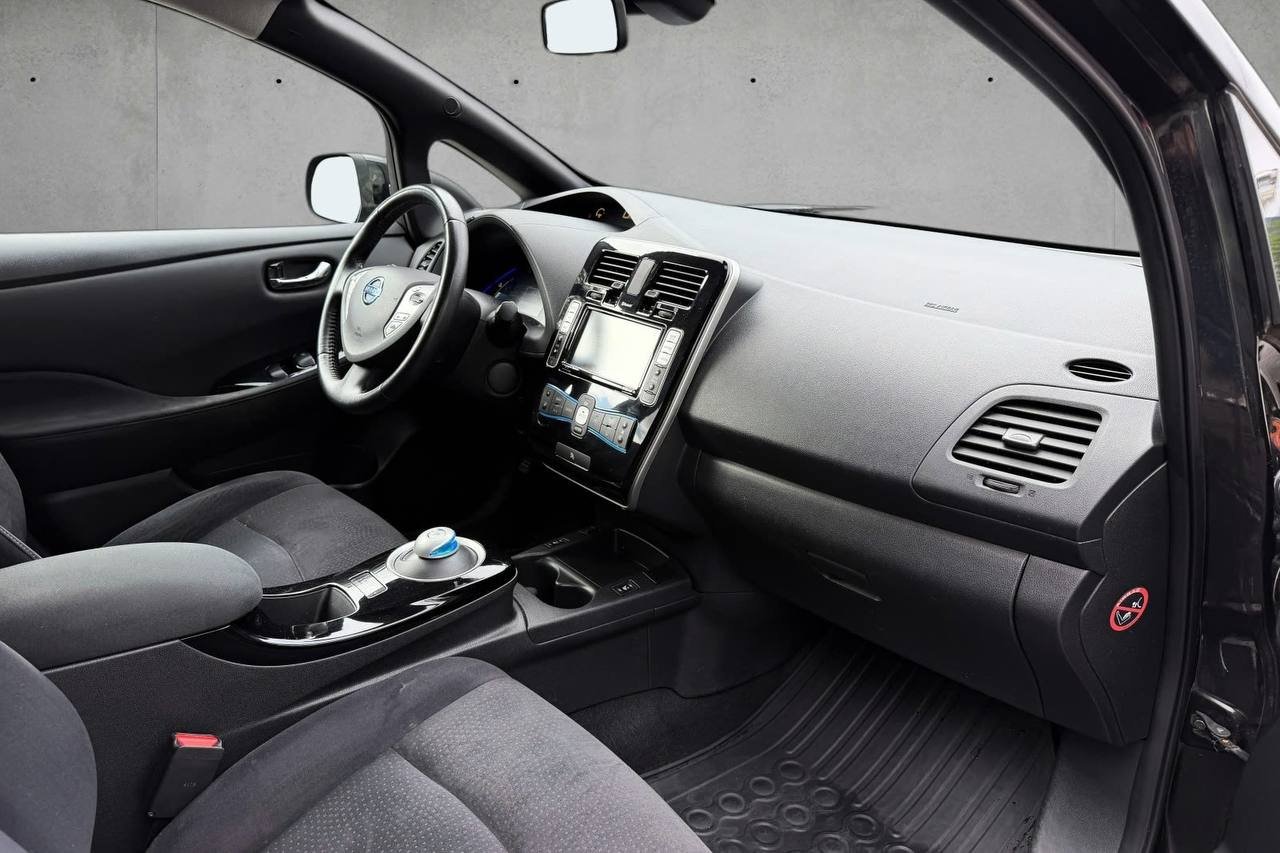 Фото - Nissan Leaf #5