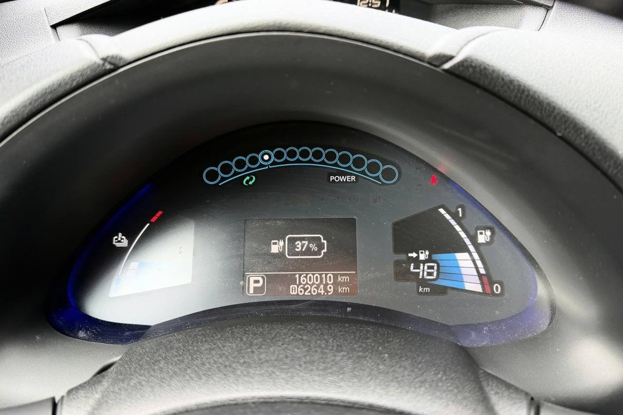 Фото - Nissan Leaf #7