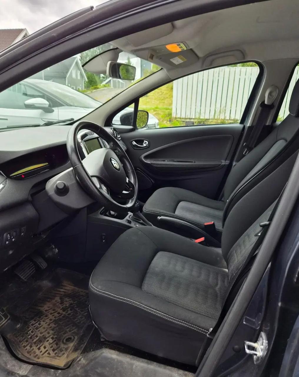 Фото - Renault ZOE #6