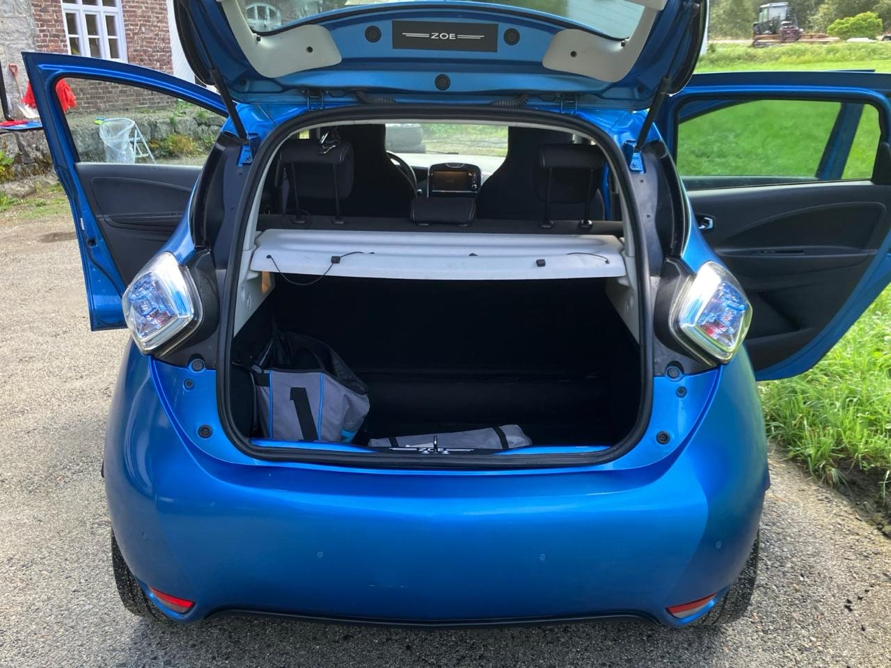 Фото - Renault ZOE #7