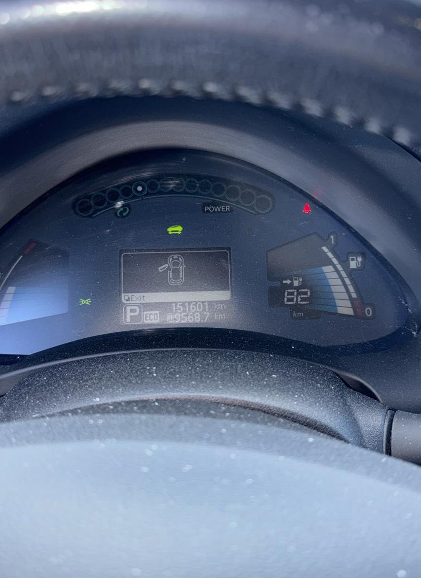 Фото - Nissan Leaf #8