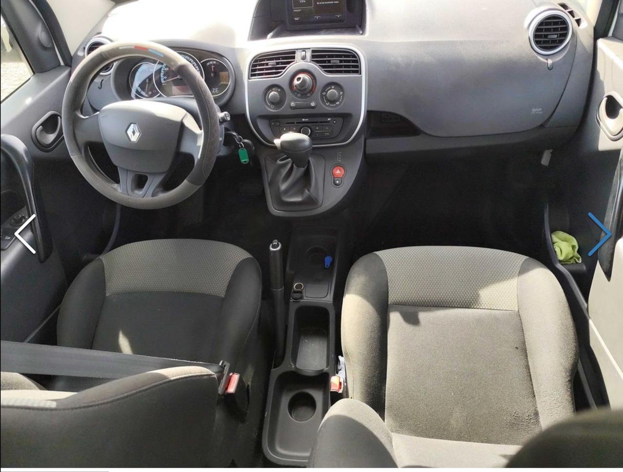 Фото - Renault Kangoo pass #7