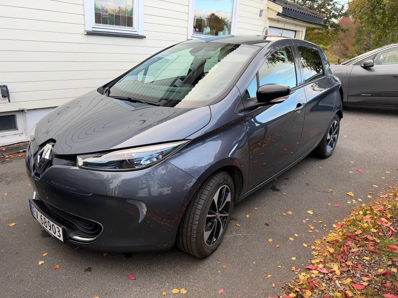 Фото - Renault ZOE