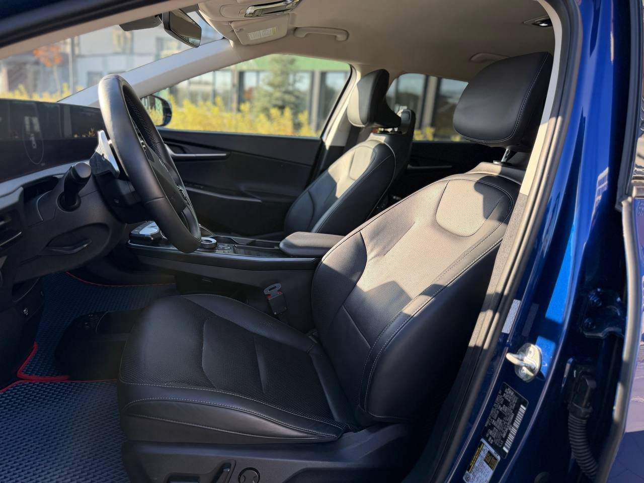 Фото - Kia EV6 #10