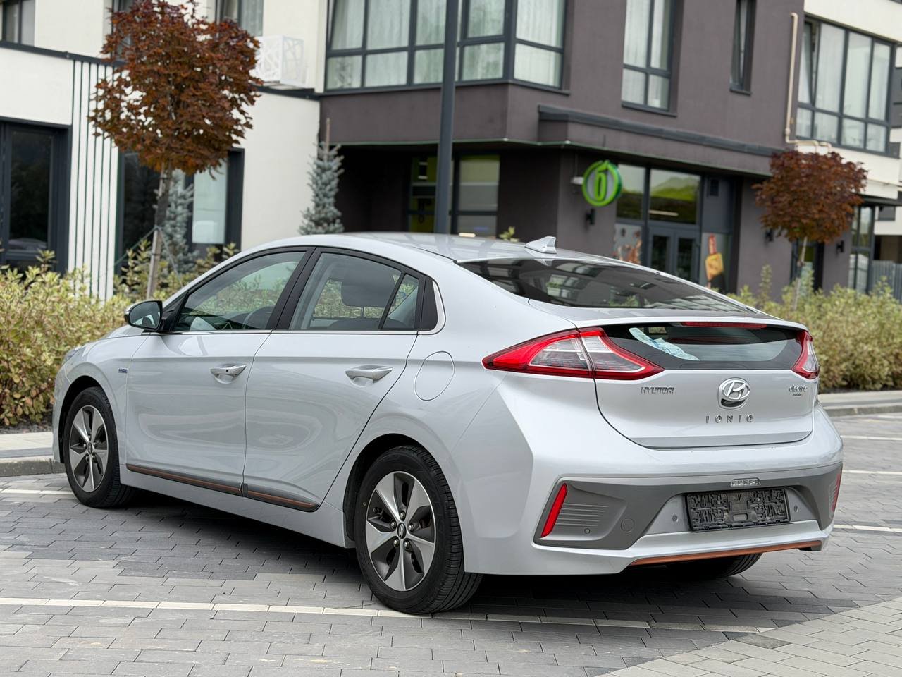 Фото - Hyundai IONIQ #6