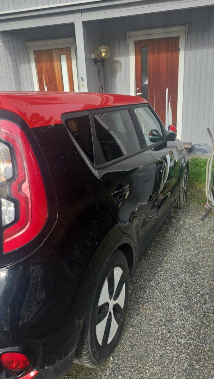 Фото - Kia E-Soul #5