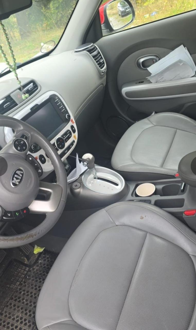 Фото - Kia E-Soul #7